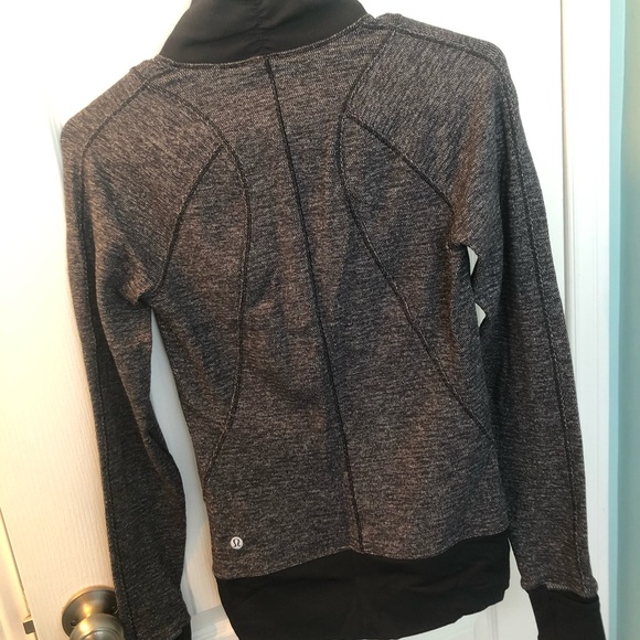 Lululemon 3/4 zip - Picture 2 of 2